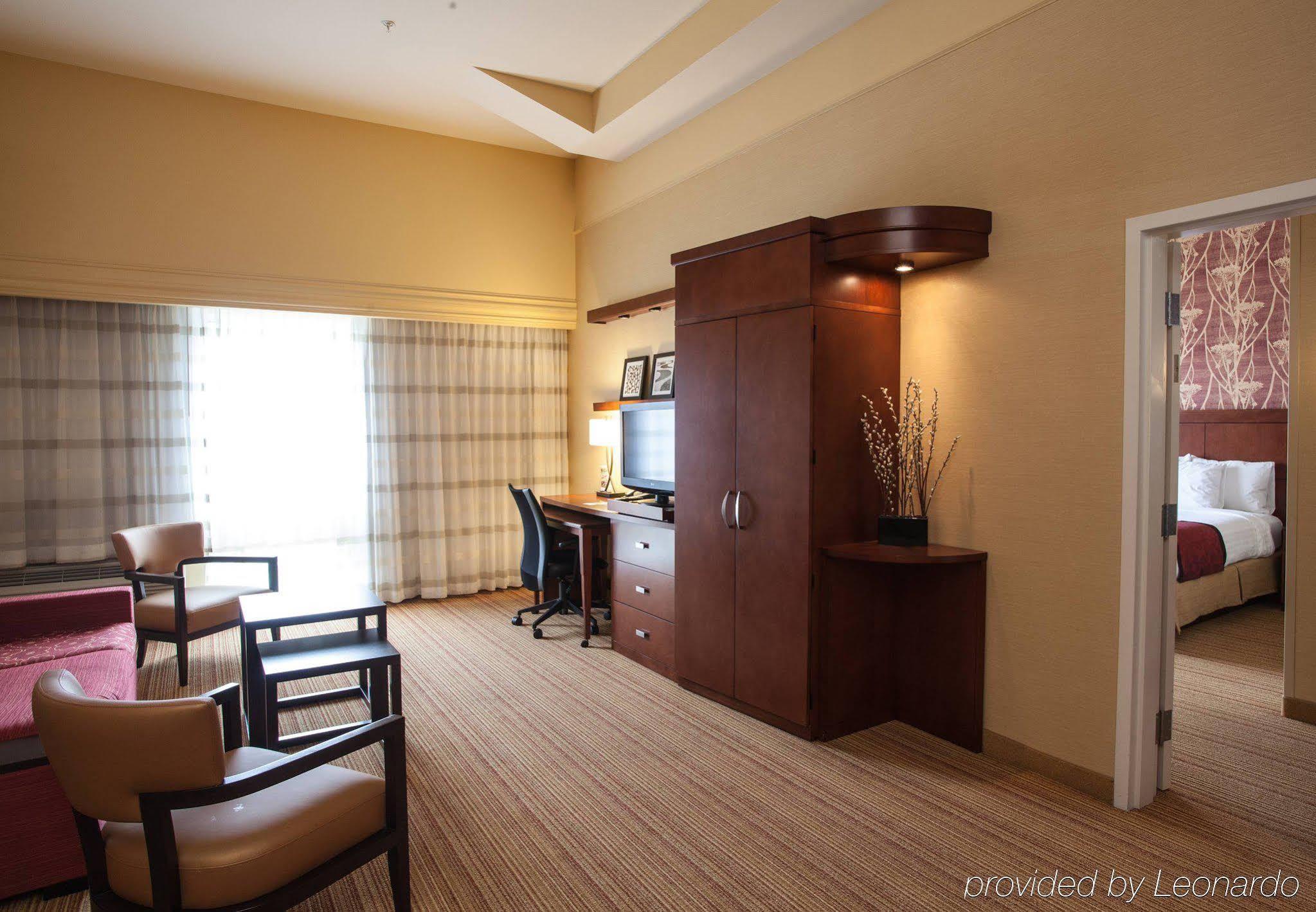 Courtyard By Marriott York Hotel Eksteriør billede