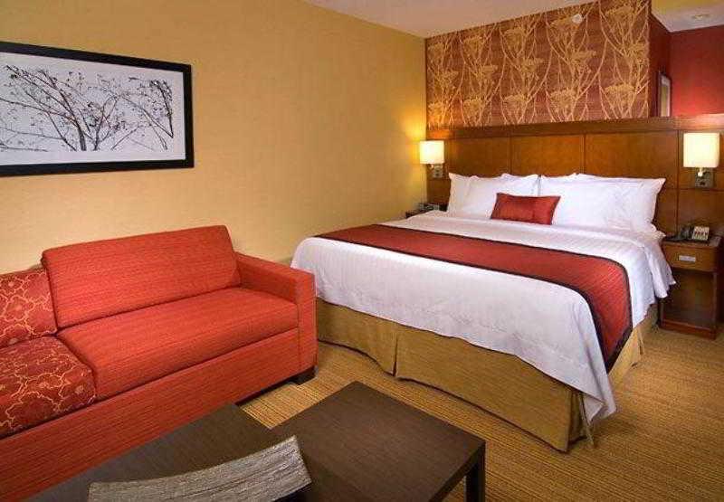 Courtyard By Marriott York Hotel Eksteriør billede