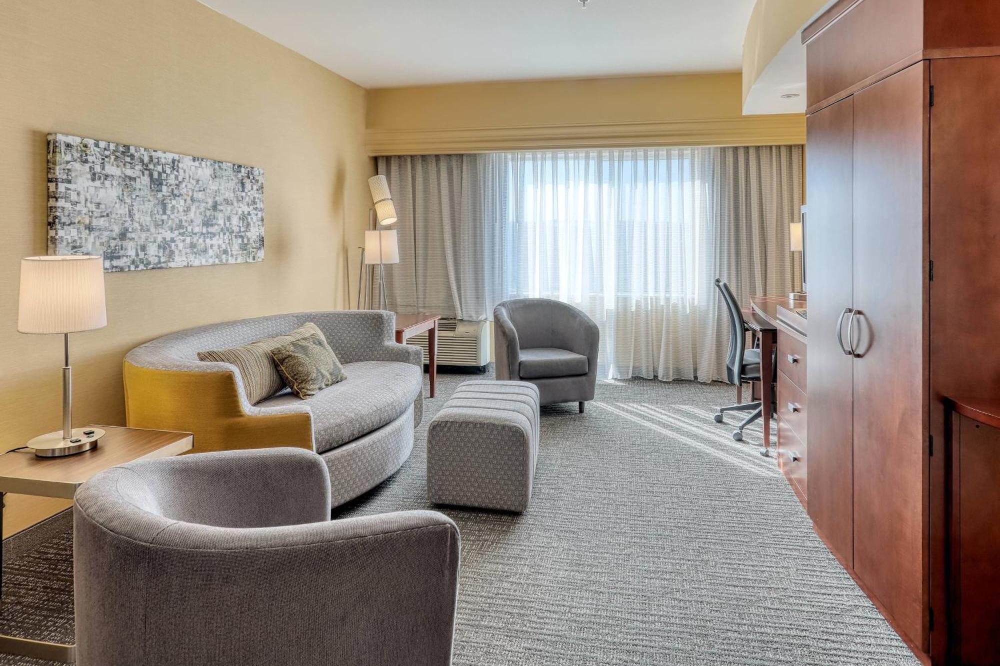 Courtyard By Marriott York Hotel Eksteriør billede