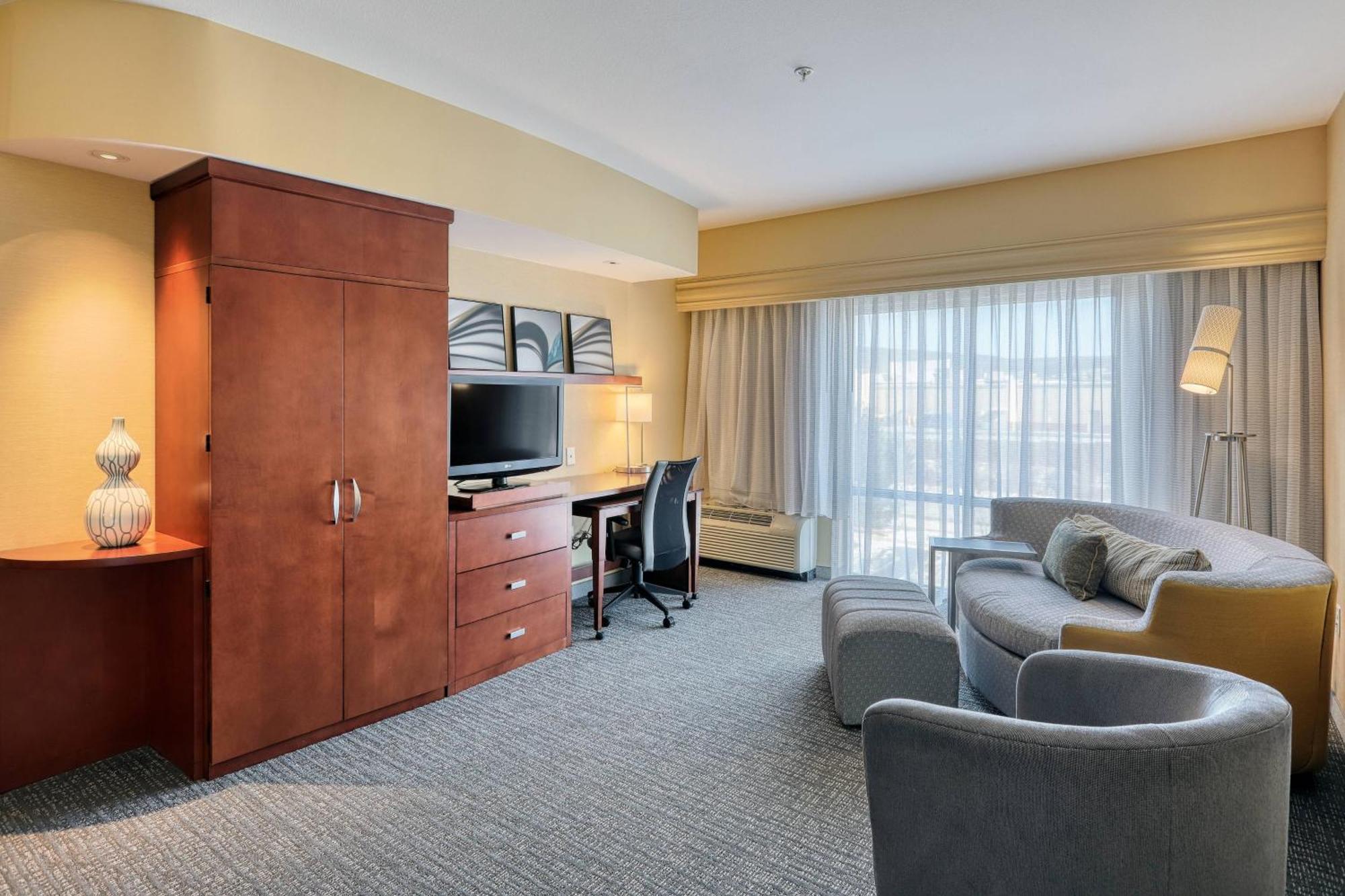 Courtyard By Marriott York Hotel Eksteriør billede