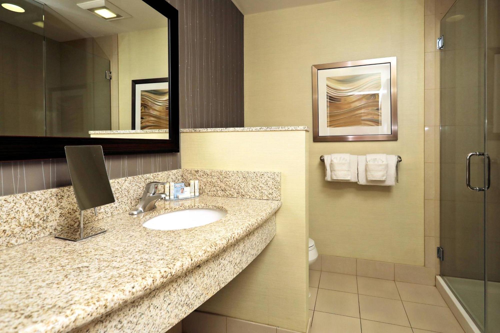 Courtyard By Marriott York Hotel Eksteriør billede